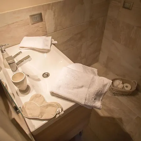 Qsix Luxury Werona