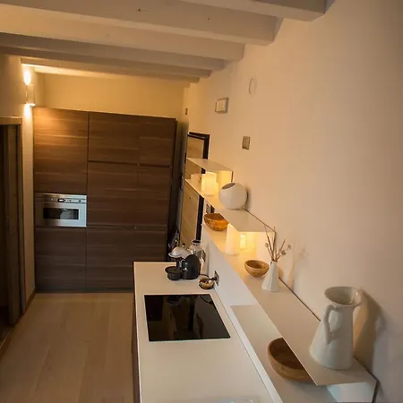Qsix Luxury