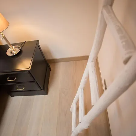 Qsix Luxury Apartment *