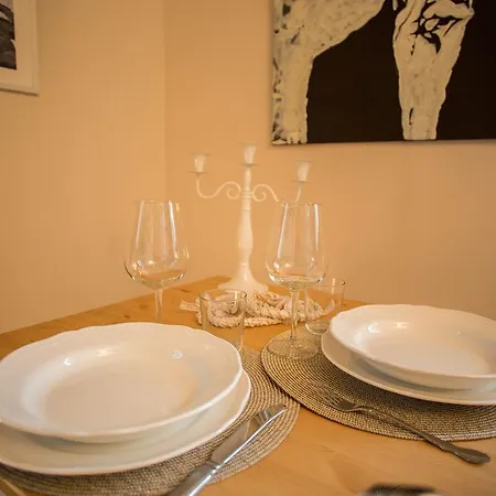 Qsix Luxury Apartment Verona