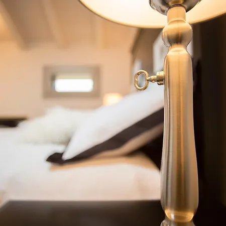 Qsix Luxury * Verona